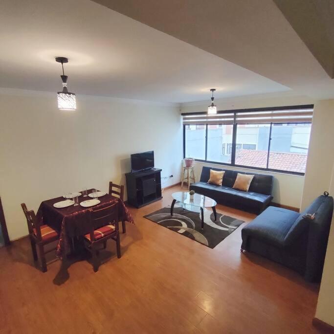 Apartment Comodo, Acogedor Y Excelente Ubicacion En Sopocachi La Paz